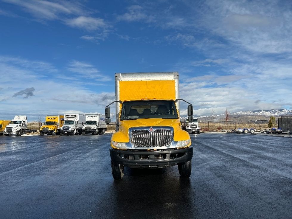 Medium Duty Box Truck-Light and Medium Duty Trucks-International-2021-MV607-Boise-ID-177,786\n\t\tmiles-$ 45,500 - Image 2