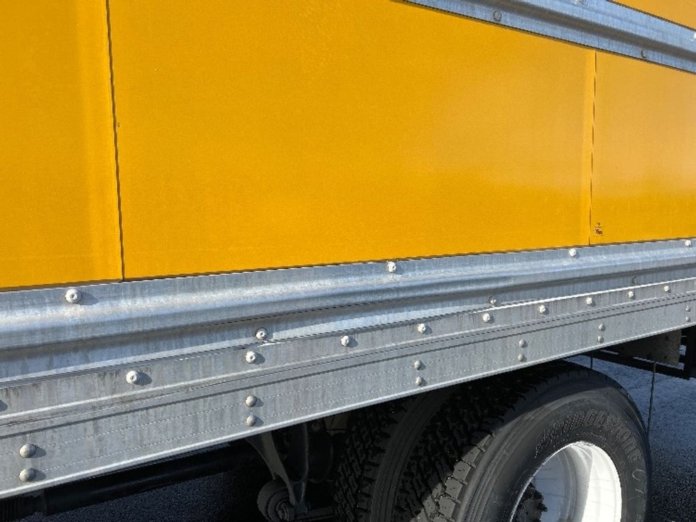 Medium Duty Box Truck-Light and Medium Duty Trucks-International-2021-MV607-Boise-ID-177,786\n\t\tmiles-$ 45,500 - Image 25