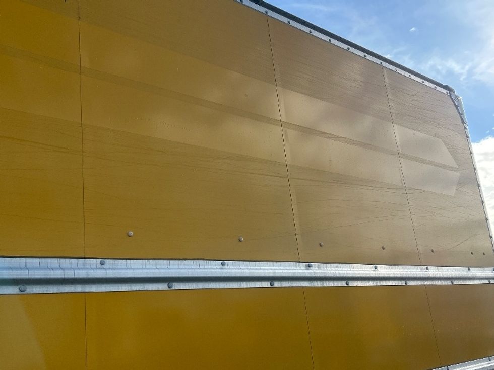 Medium Duty Box Truck-Light and Medium Duty Trucks-International-2021-MV607-Boise-ID-177,786\n\t\tmiles-$ 45,500 - Image 26