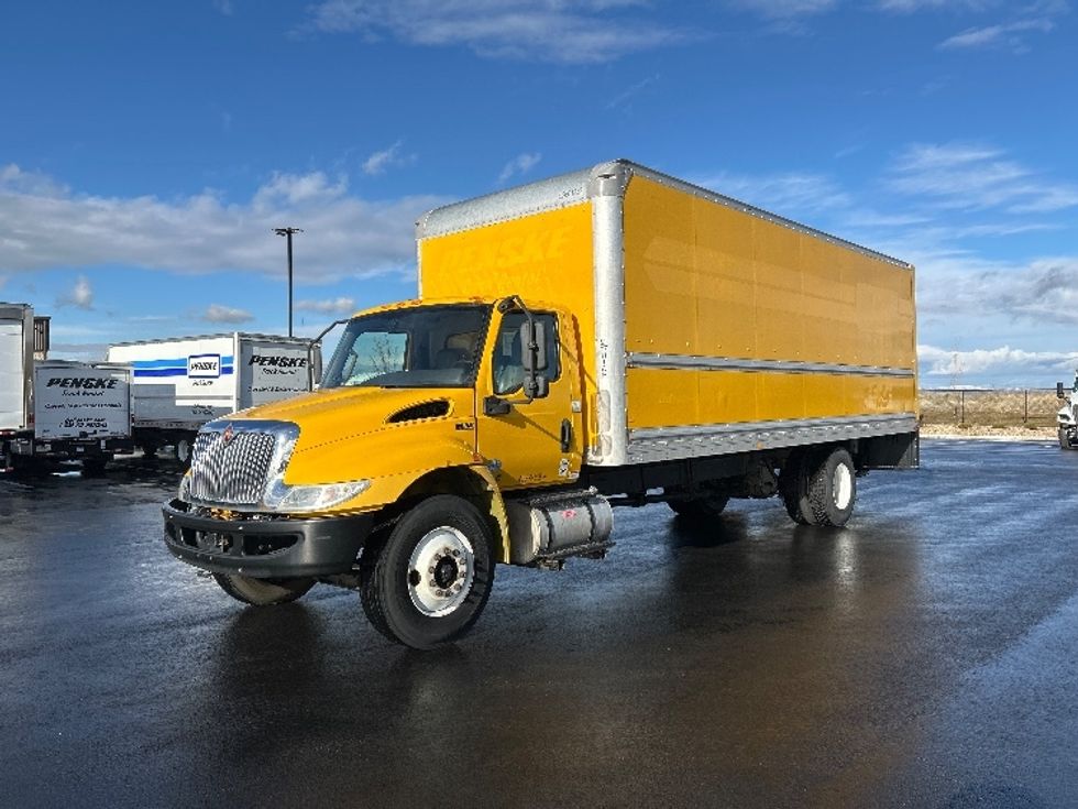 Medium Duty Box Truck-Light and Medium Duty Trucks-International-2021-MV607-Boise-ID-177,786\n\t\tmiles-$ 45,500 - Image 3