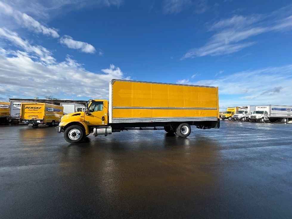 Medium Duty Box Truck-Light and Medium Duty Trucks-International-2021-MV607-Boise-ID-177,786\n\t\tmiles-$ 45,500 - Image 4