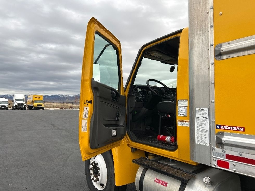 Medium Duty Box Truck-Light and Medium Duty Trucks-International-2021-MV607-Boise-ID-185,528\n\t\tmiles-$ 44,250 - Image 16