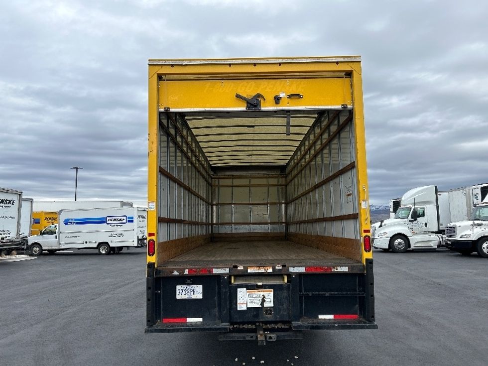 Medium Duty Box Truck-Light and Medium Duty Trucks-International-2021-MV607-Boise-ID-185,528\n\t\tmiles-$ 44,250 - Image 9