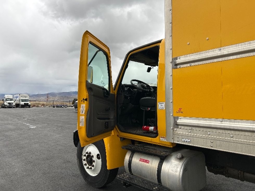 Medium Duty Box Truck-Light and Medium Duty Trucks-International-2021-MV607-Boise-ID-189,966\n\t\tmiles-$ 43,750 - Image 16