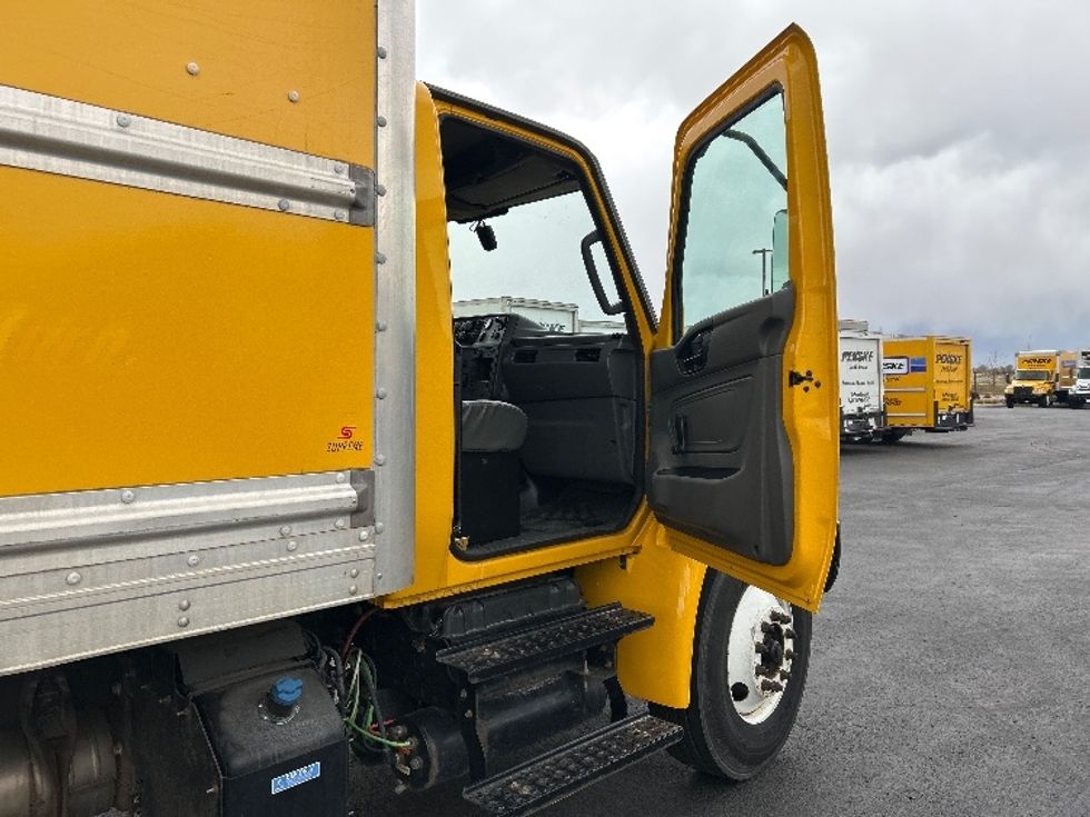 Medium Duty Box Truck-Light and Medium Duty Trucks-International-2021-MV607-Boise-ID-189,966\n\t\tmiles-$ 43,750 - Image 20