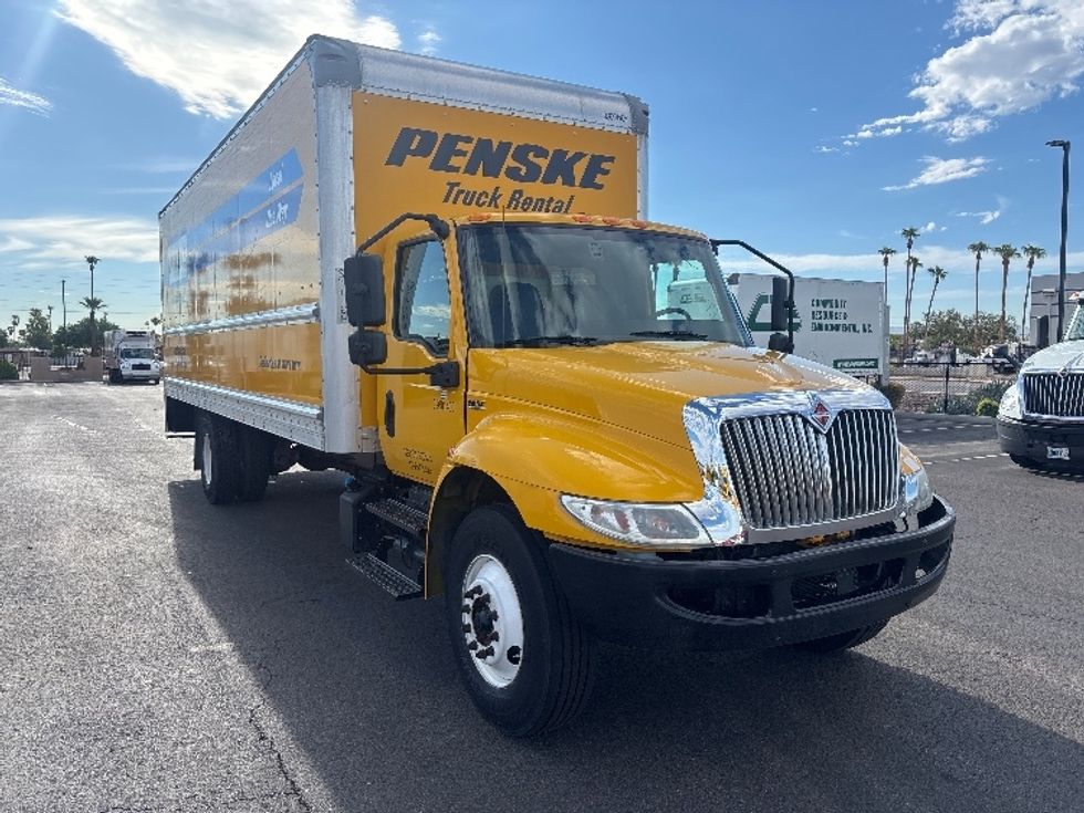 Medium Duty Box Truck-Light and Medium Duty Trucks-International-2021-MV607-Boise-ID-191,466\n\t\tmiles-$ 43,500 - Image 1
