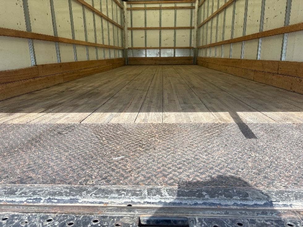 Medium Duty Box Truck-Light and Medium Duty Trucks-International-2021-MV607-Boise-ID-191,466\n\t\tmiles-$ 43,500 - Image 10