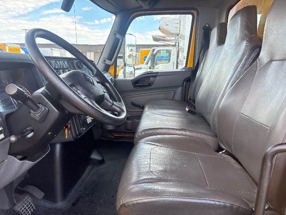 Medium Duty Box Truck-Light and Medium Duty Trucks-International-2021-MV607-Boise-ID-191,466\n\t\tmiles-$ 43,500 - Image 18