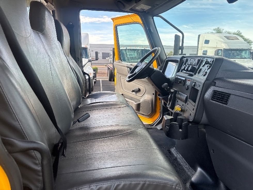Medium Duty Box Truck-Light and Medium Duty Trucks-International-2021-MV607-Boise-ID-191,466\n\t\tmiles-$ 43,500 - Image 21
