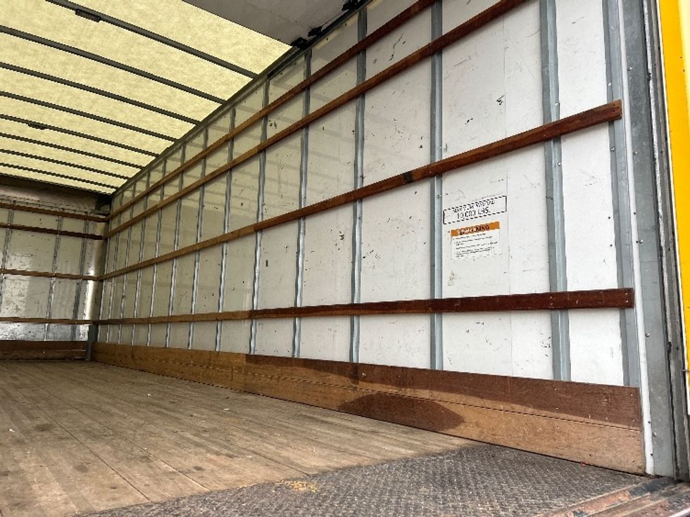 Medium Duty Box Truck-Light and Medium Duty Trucks-International-2021-MV607-Boise-ID-196,481\n\t\tmiles-$ 42,750 - Image 12