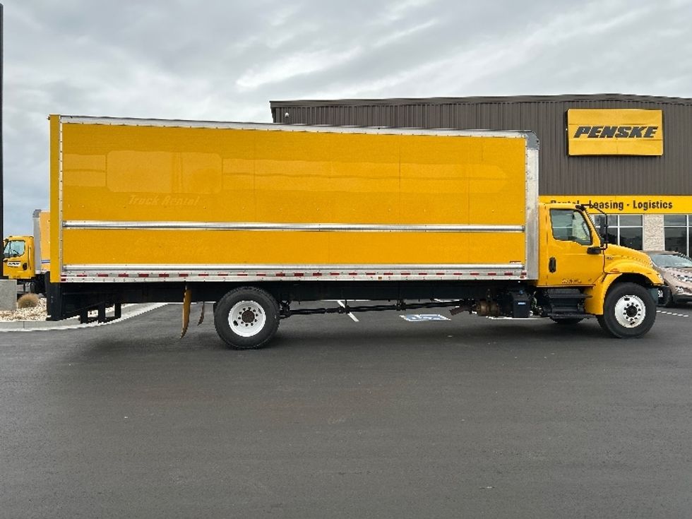 Medium Duty Box Truck-Light and Medium Duty Trucks-International-2021-MV607-Boise-ID-196,481\n\t\tmiles-$ 42,750 - Image 15