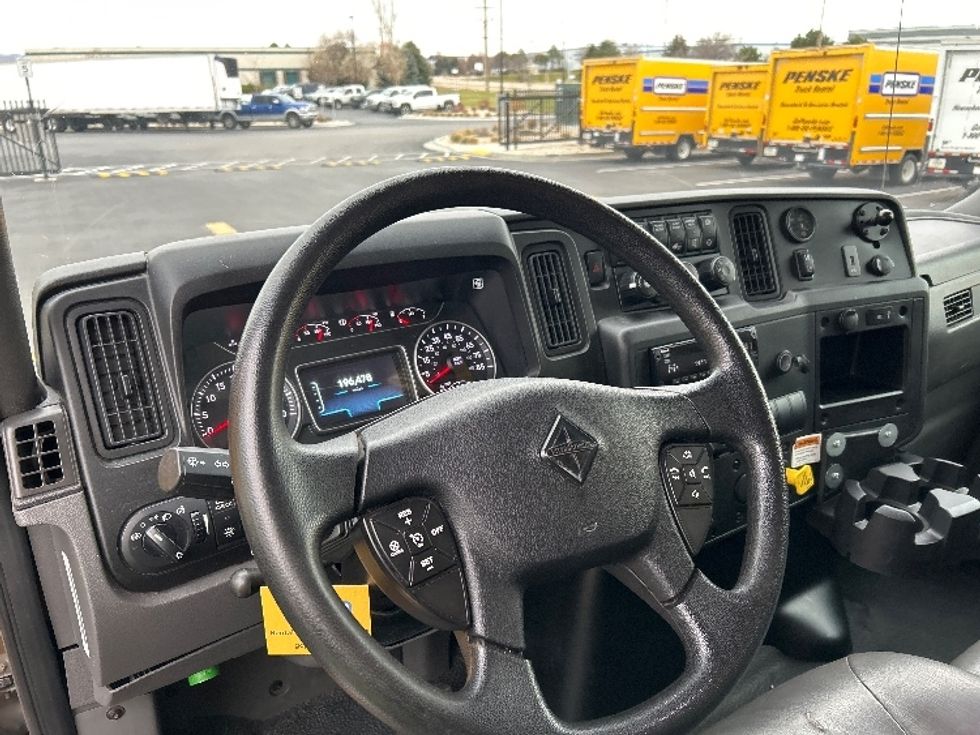 Medium Duty Box Truck-Light and Medium Duty Trucks-International-2021-MV607-Boise-ID-196,481\n\t\tmiles-$ 42,750 - Image 17