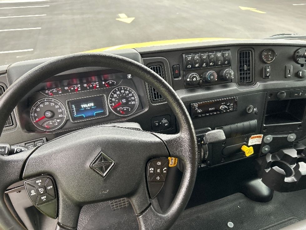 Medium Duty Box Truck-Light and Medium Duty Trucks-International-2021-MV607-Boise-ID-196,481\n\t\tmiles-$ 42,750 - Image 18