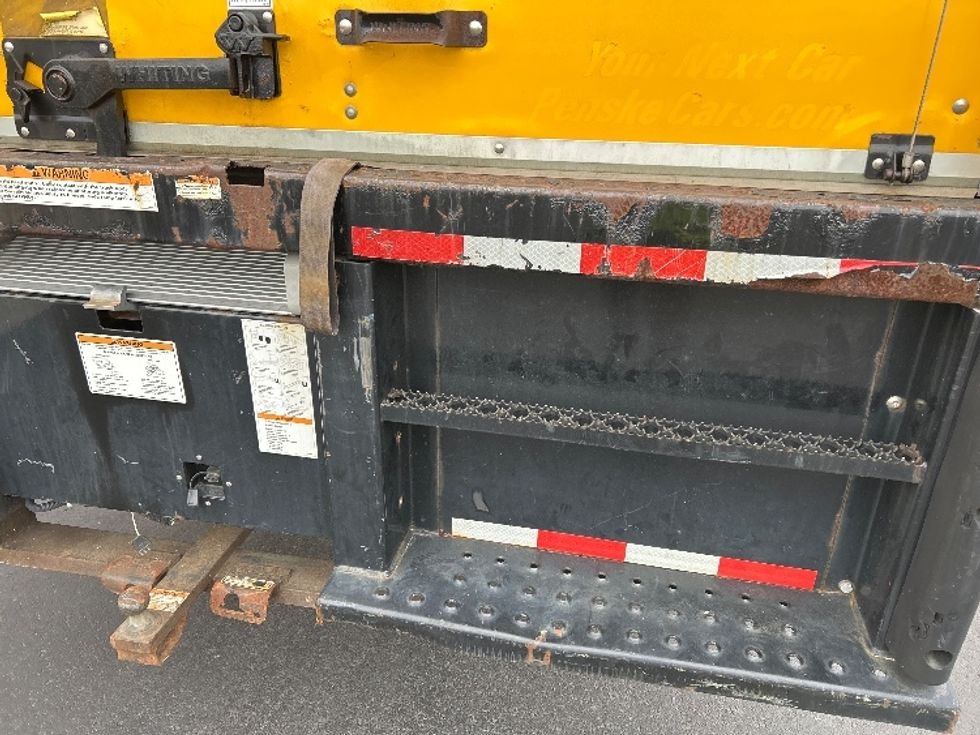 Medium Duty Box Truck-Light and Medium Duty Trucks-International-2021-MV607-Boise-ID-196,481\n\t\tmiles-$ 42,750 - Image 26