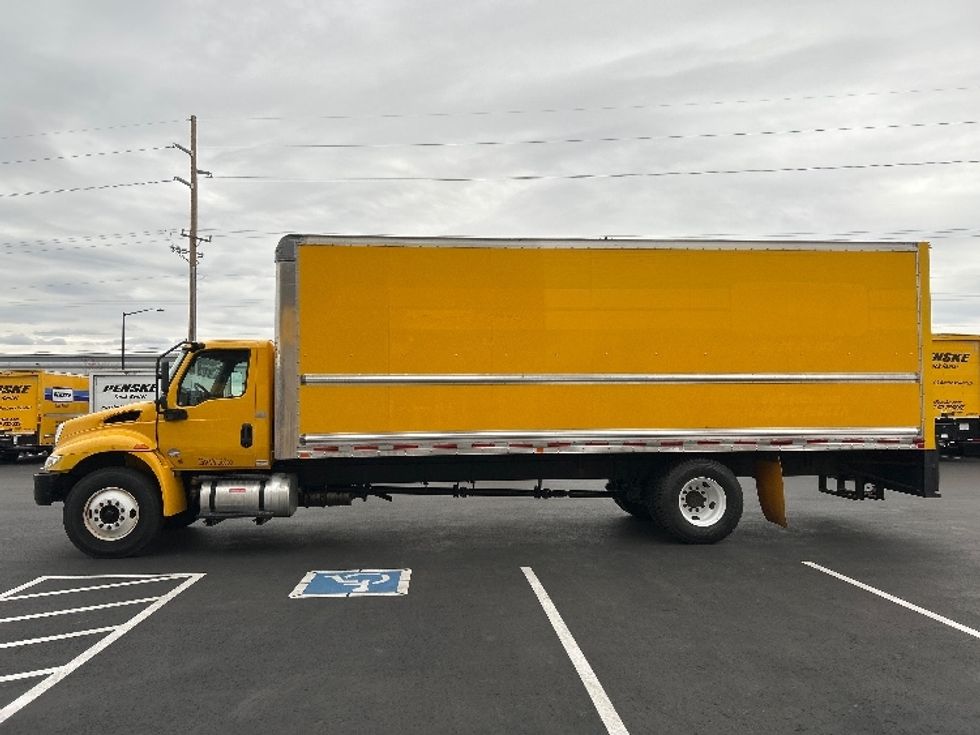 Medium Duty Box Truck-Light and Medium Duty Trucks-International-2021-MV607-Boise-ID-196,481\n\t\tmiles-$ 42,750 - Image 4
