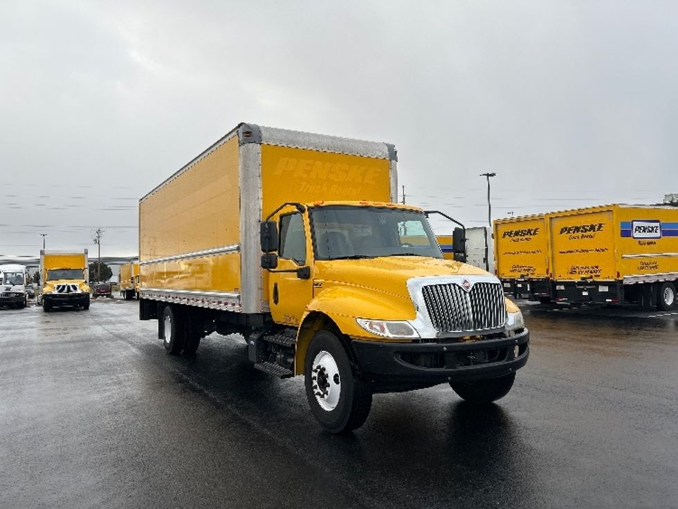 Medium Duty Box Truck-Light and Medium Duty Trucks-International-2021-MV607-Boise-ID-196,807\n\t\tmiles-$ 42,750 - Image 1