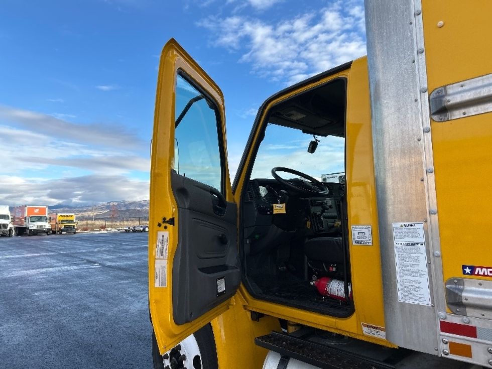 Medium Duty Box Truck-Light and Medium Duty Trucks-International-2021-MV607-Boise-ID-196,807\n\t\tmiles-$ 42,750 - Image 16