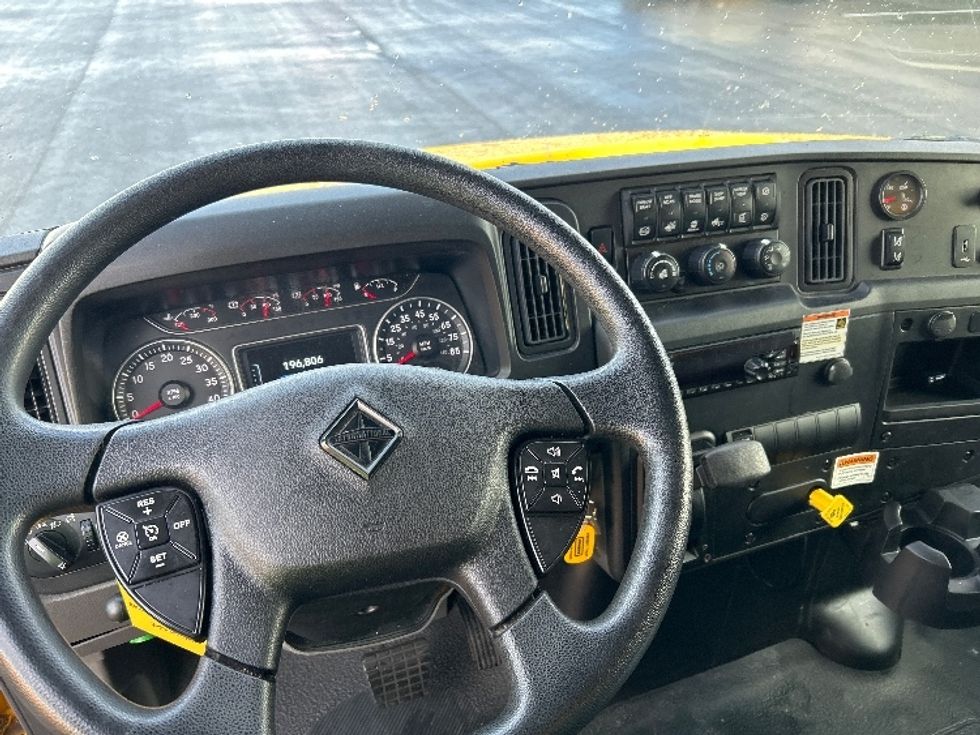 Medium Duty Box Truck-Light and Medium Duty Trucks-International-2021-MV607-Boise-ID-196,807\n\t\tmiles-$ 42,750 - Image 18