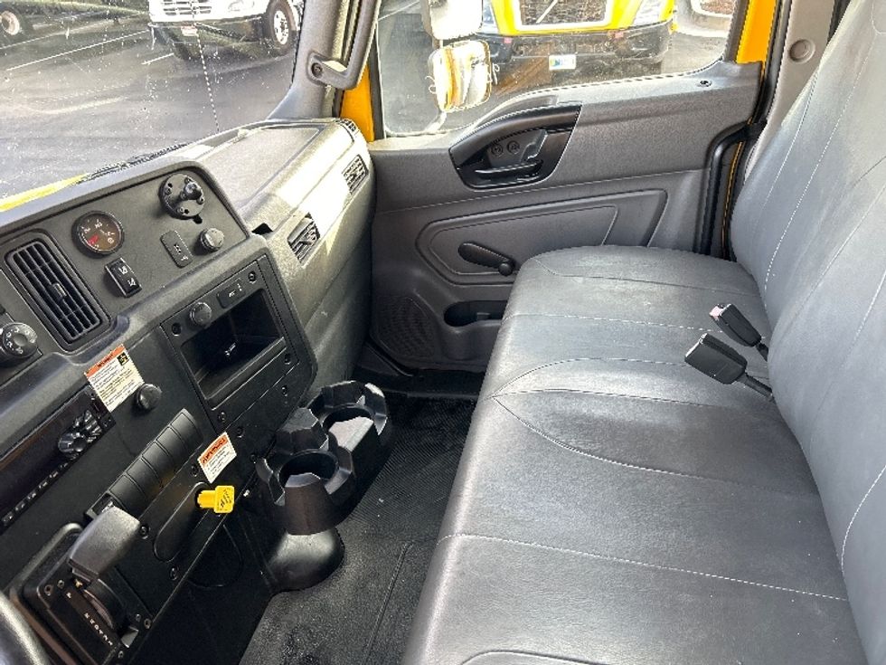 Medium Duty Box Truck-Light and Medium Duty Trucks-International-2021-MV607-Boise-ID-196,807\n\t\tmiles-$ 42,750 - Image 19