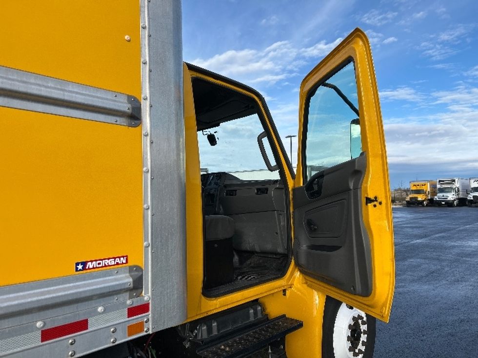 Medium Duty Box Truck-Light and Medium Duty Trucks-International-2021-MV607-Boise-ID-196,807\n\t\tmiles-$ 42,750 - Image 20