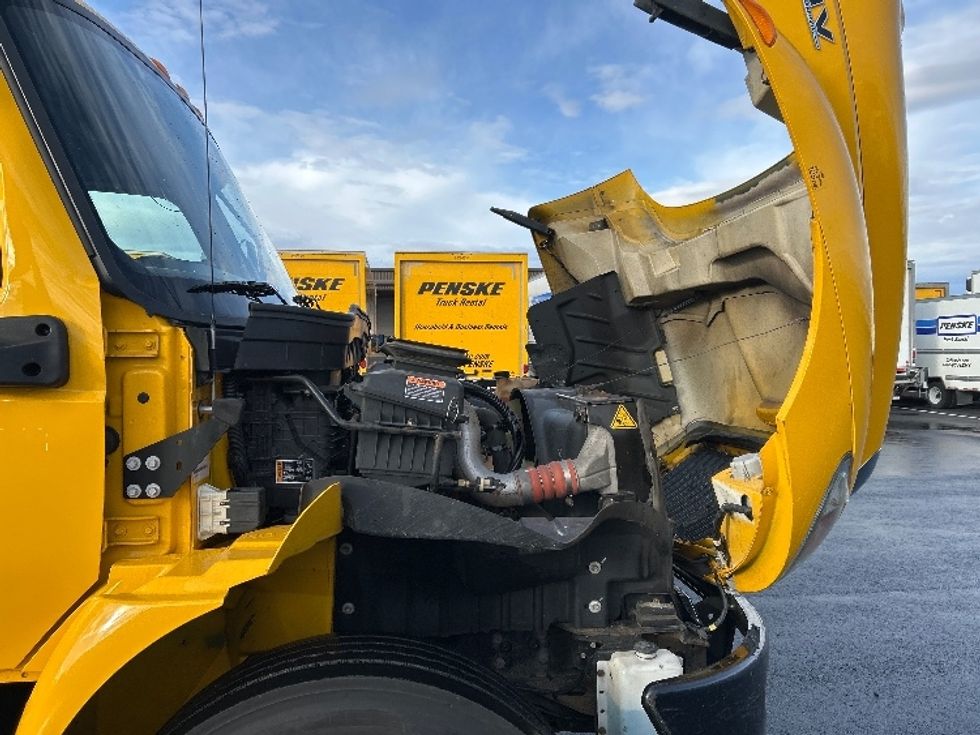 Medium Duty Box Truck-Light and Medium Duty Trucks-International-2021-MV607-Boise-ID-196,807\n\t\tmiles-$ 42,750 - Image 23