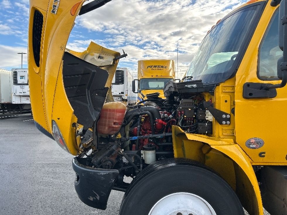 Medium Duty Box Truck-Light and Medium Duty Trucks-International-2021-MV607-Boise-ID-196,807\n\t\tmiles-$ 42,750 - Image 24