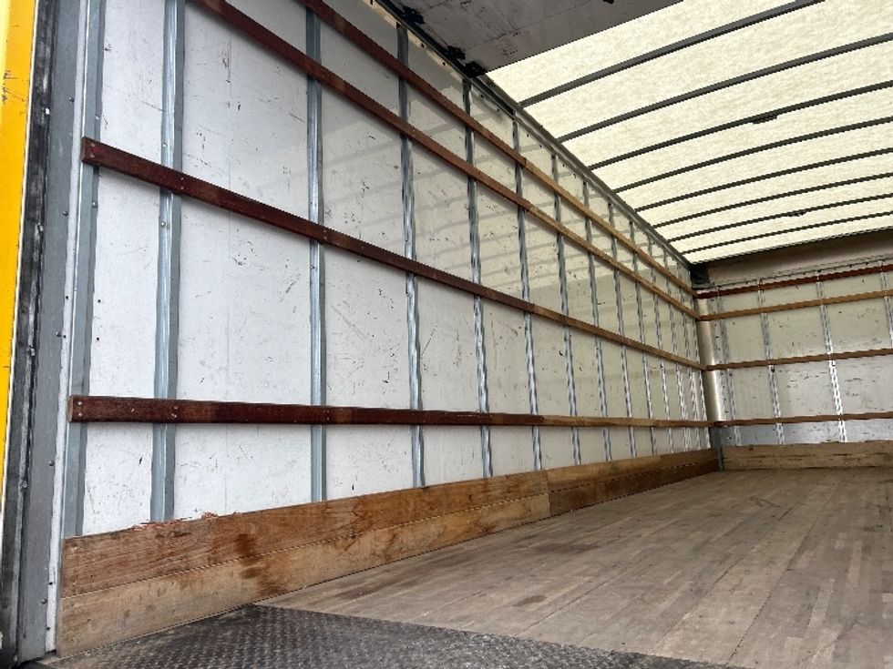 Medium Duty Box Truck-Light and Medium Duty Trucks-International-2021-MV607-Boise-ID-222,302\n\t\tmiles-$ 38,000 - Image 11