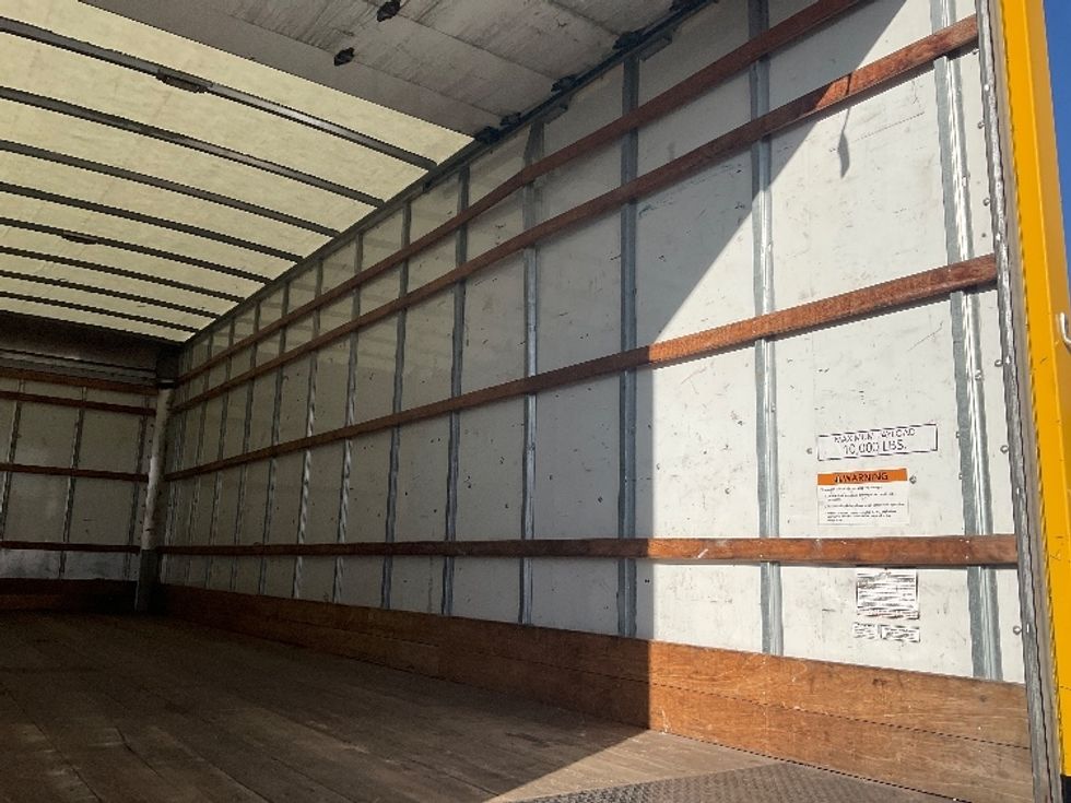 Medium Duty Box Truck-Light and Medium Duty Trucks-International-2021-MV607-Boise-ID-230,038\n\t\tmiles-$ 39,250 - Image 11