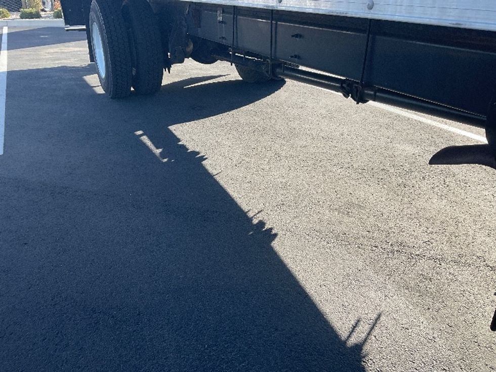 Medium Duty Box Truck-Light and Medium Duty Trucks-International-2021-MV607-Boise-ID-230,038\n\t\tmiles-$ 39,250 - Image 13