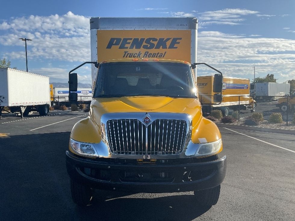 Medium Duty Box Truck-Light and Medium Duty Trucks-International-2021-MV607-Boise-ID-230,038\n\t\tmiles-$ 39,250 - Image 2