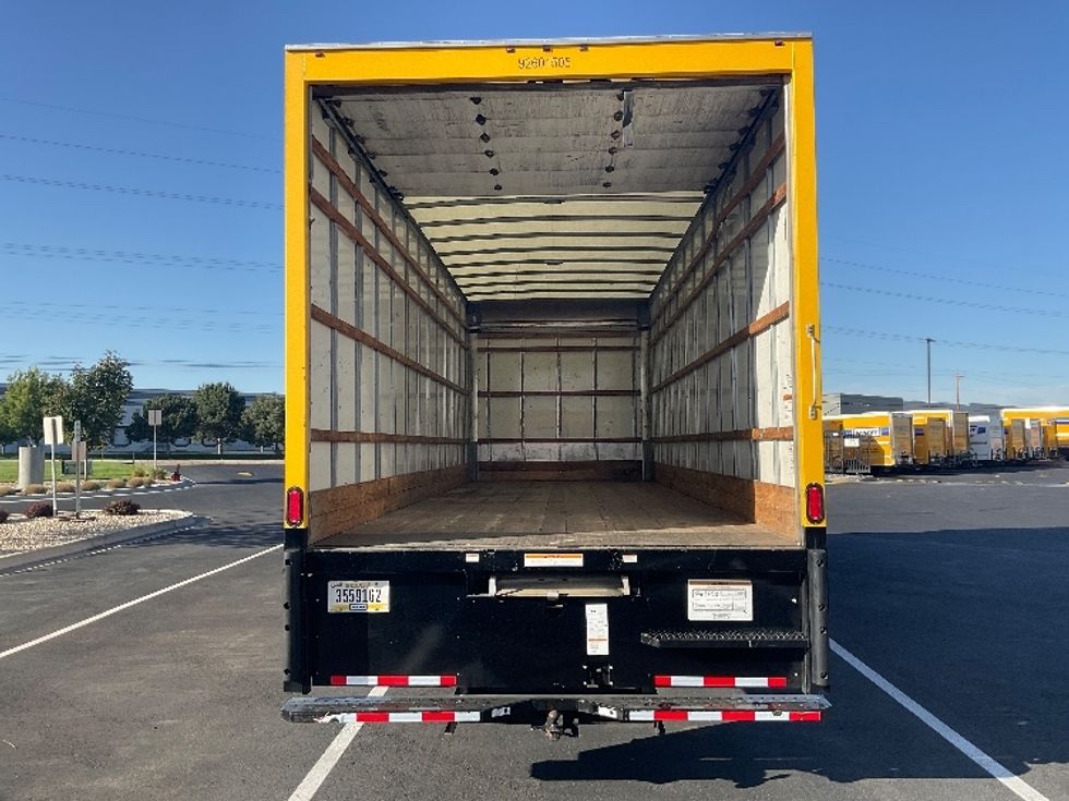 Medium Duty Box Truck-Light and Medium Duty Trucks-International-2021-MV607-Boise-ID-230,038\n\t\tmiles-$ 39,250 - Image 8