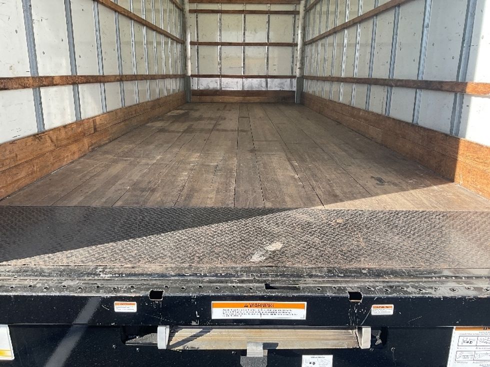 Medium Duty Box Truck-Light and Medium Duty Trucks-International-2021-MV607-Boise-ID-230,038\n\t\tmiles-$ 39,250 - Image 9