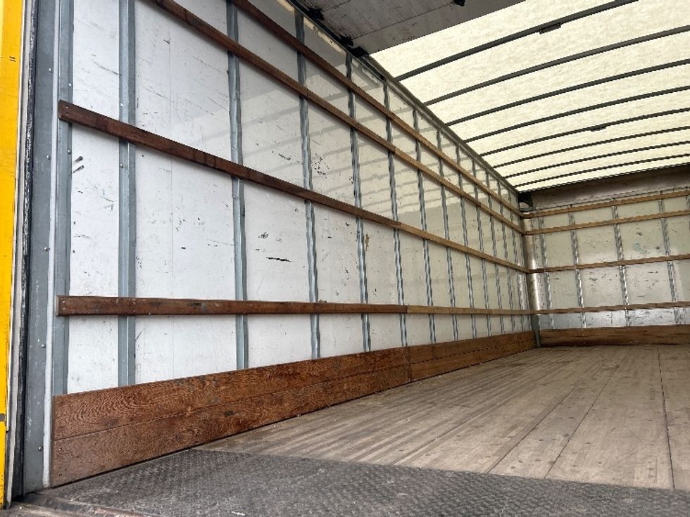 Medium Duty Box Truck-Light and Medium Duty Trucks-International-2021-MV607-Boise-ID-248,925\n\t\tmiles-$ 32,250 - Image 11