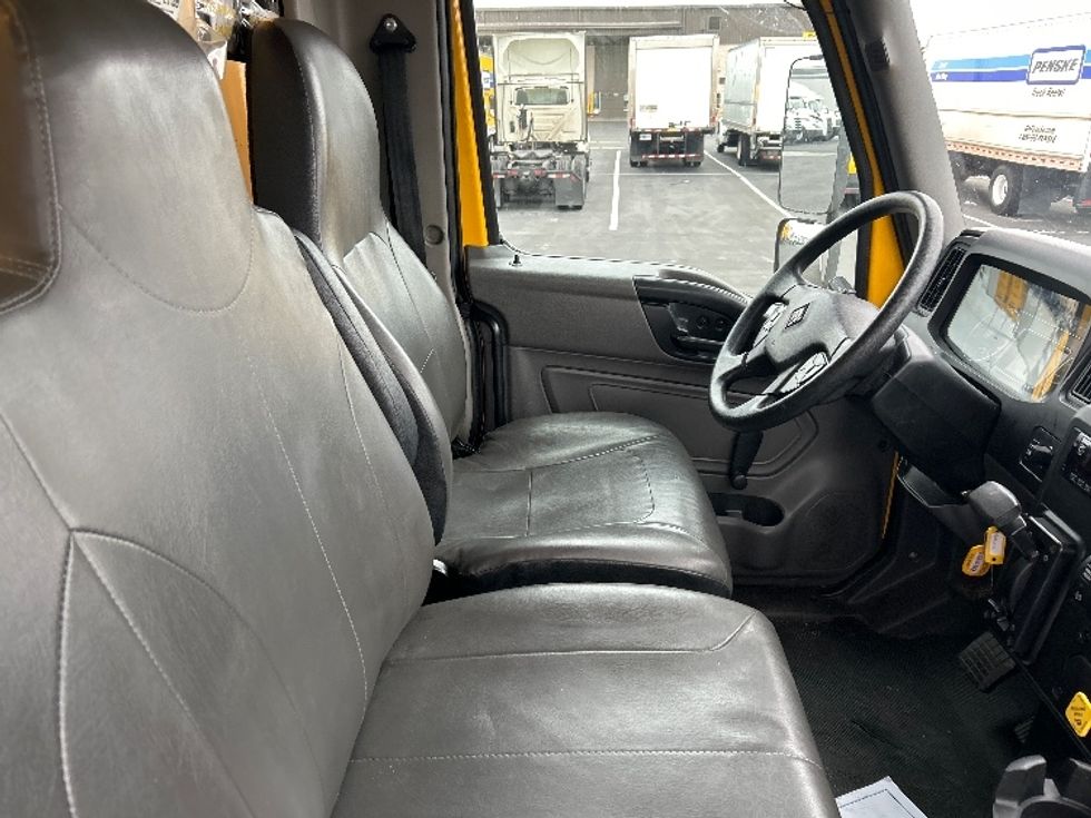 Medium Duty Box Truck-Light and Medium Duty Trucks-International-2021-MV607-Boise-ID-248,925\n\t\tmiles-$ 32,250 - Image 22