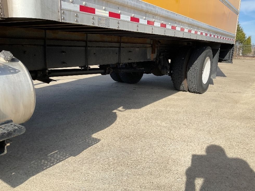 Medium Duty Box Truck-Light and Medium Duty Trucks-International-2021-MV607-Bowling Green-KY-169,834\n\t\tmiles-$ 40,500 - Image 5