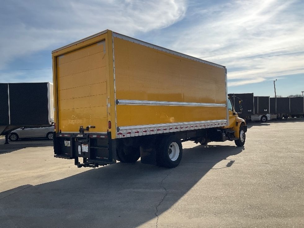 Medium Duty Box Truck-Light and Medium Duty Trucks-International-2021-MV607-Bowling Green-KY-169,834\n\t\tmiles-$ 40,500 - Image 11