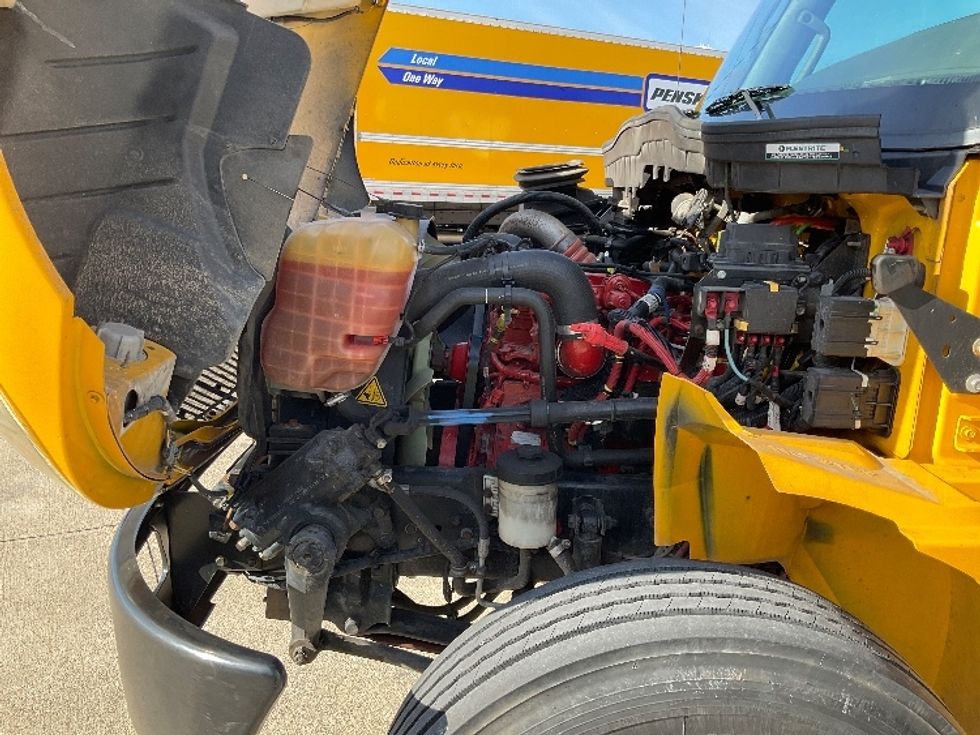 Medium Duty Box Truck-Light and Medium Duty Trucks-International-2021-MV607-Bowling Green-KY-169,834\n\t\tmiles-$ 40,500 - Image 24