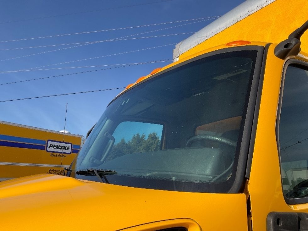 Medium Duty Box Truck-Light and Medium Duty Trucks-International-2021-MV607-Bowling Green-KY-169,834\n\t\tmiles-$ 40,500 - Image 25