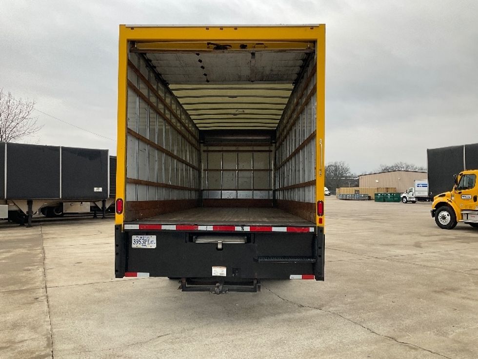 Medium Duty Box Truck-Light and Medium Duty Trucks-International-2021-MV607-Bowling Green-KY-218,594\n\t\tmiles-$ 39,500 - Image 8