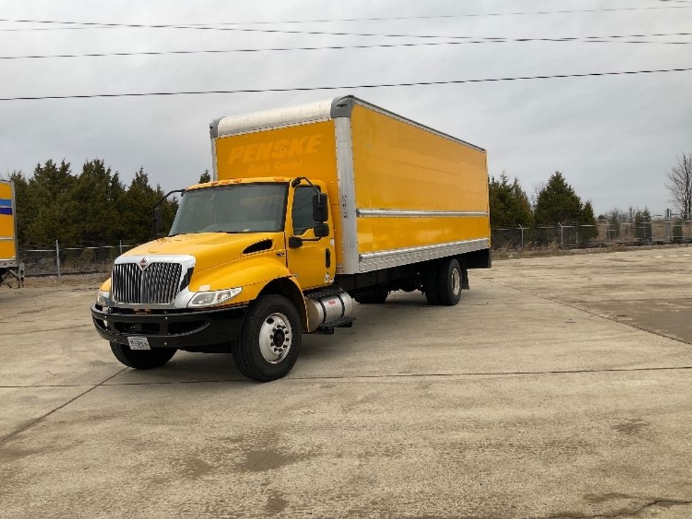 Medium Duty Box Truck-Light and Medium Duty Trucks-International-2021-MV607-Bowling Green-KY-218,594\n\t\tmiles-$ 39,500 - Image 3