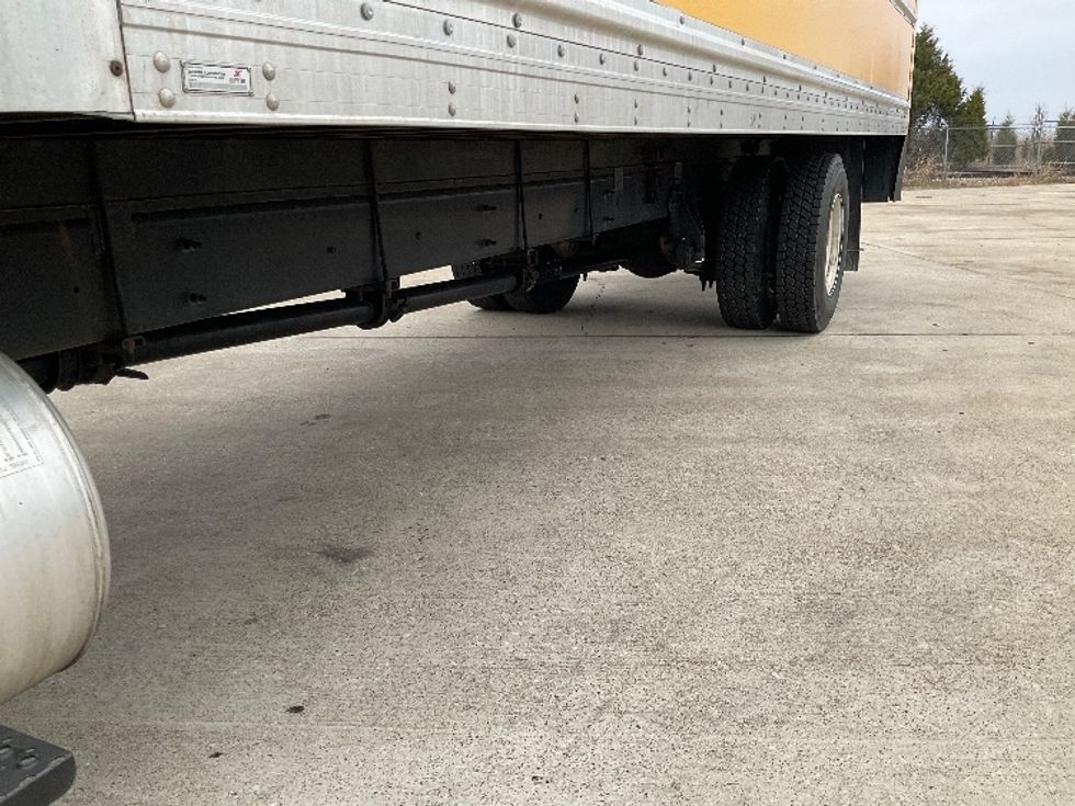 Medium Duty Box Truck-Light and Medium Duty Trucks-International-2021-MV607-Bowling Green-KY-218,594\n\t\tmiles-$ 39,500 - Image 5