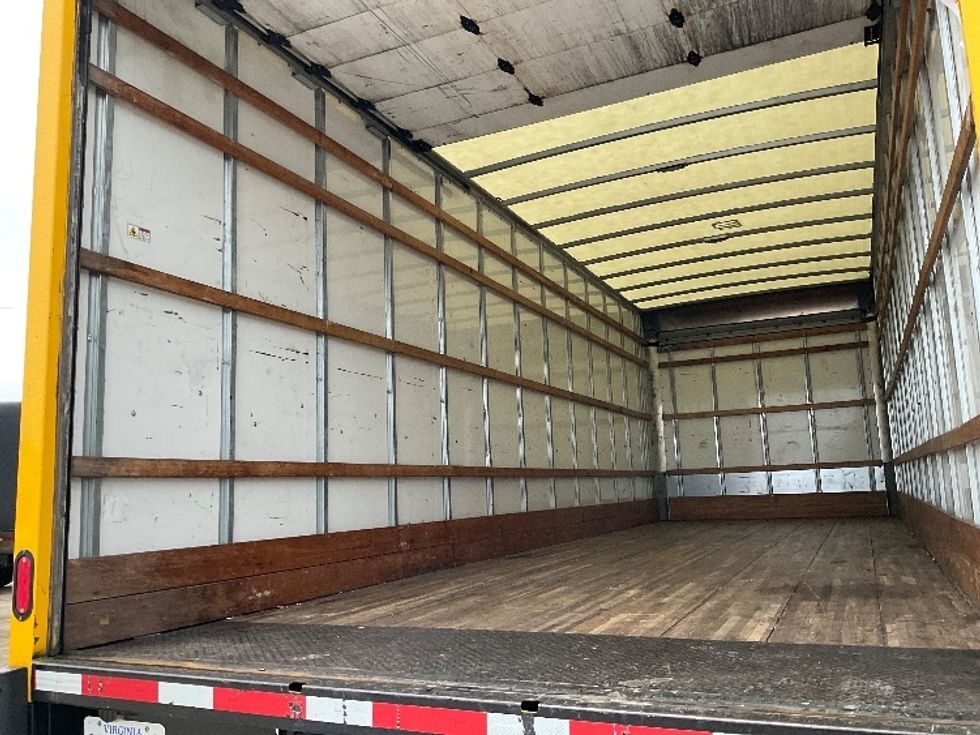 Medium Duty Box Truck-Light and Medium Duty Trucks-International-2021-MV607-Bowling Green-KY-218,594\n\t\tmiles-$ 39,500 - Image 11