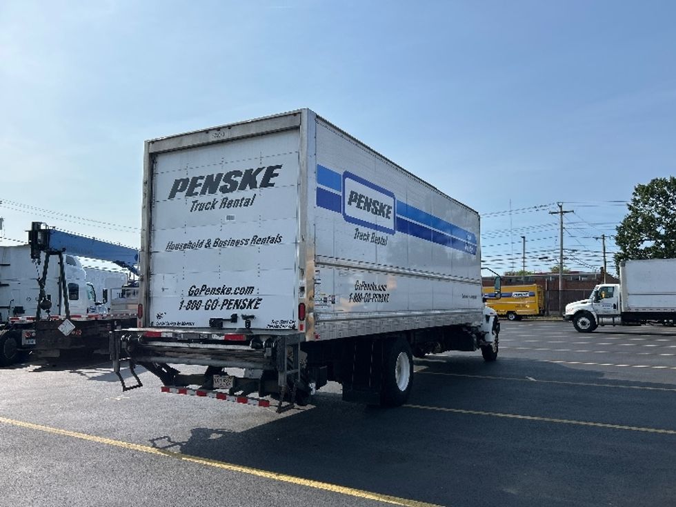 Medium Duty Box Truck-Light and Medium Duty Trucks-International-2021-MV607-Braintree-MA-191,804\n\t\tmiles-$ 53,750 - Image 13