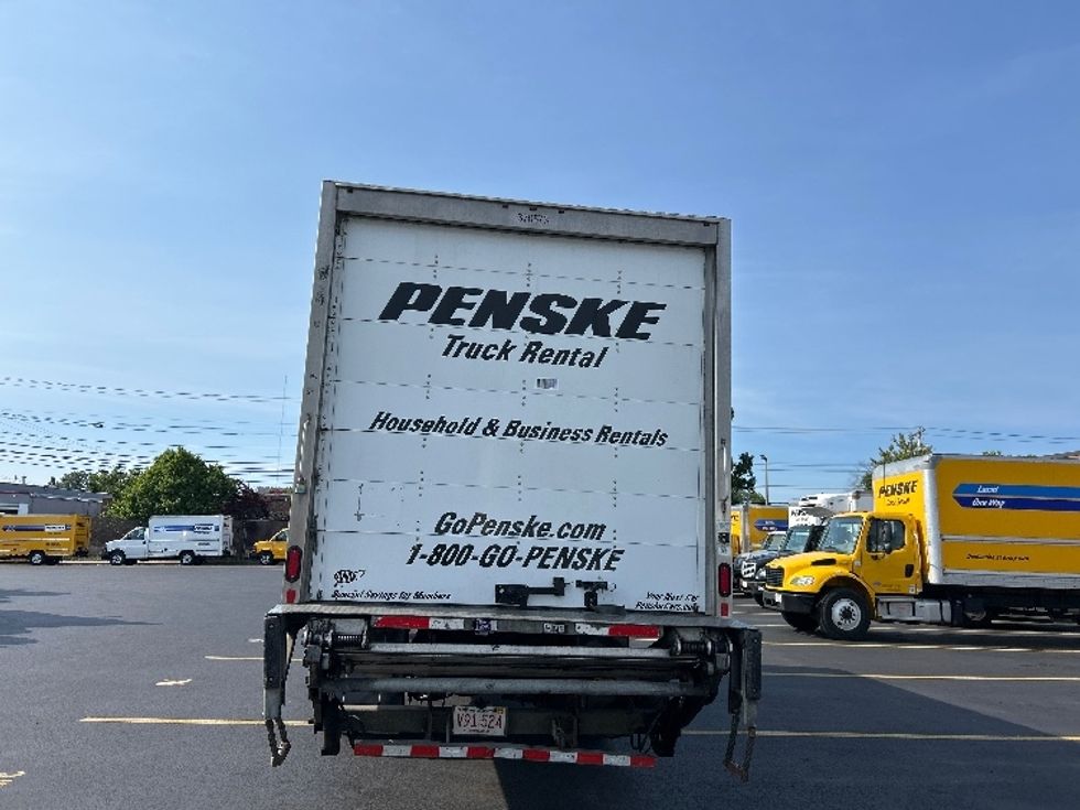 Medium Duty Box Truck-Light and Medium Duty Trucks-International-2021-MV607-Braintree-MA-191,804\n\t\tmiles-$ 53,750 - Image 7