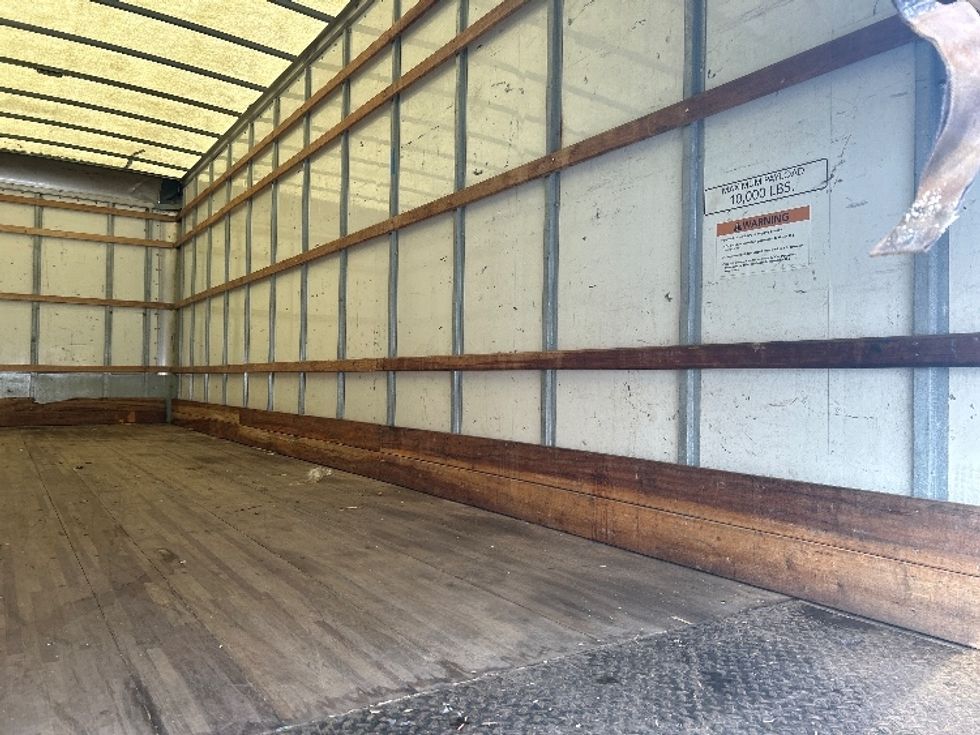 Medium Duty Box Truck-Light and Medium Duty Trucks-International-2021-MV607-Braintree-MA-215,271\n\t\tmiles-$ 35,750 - Image 10