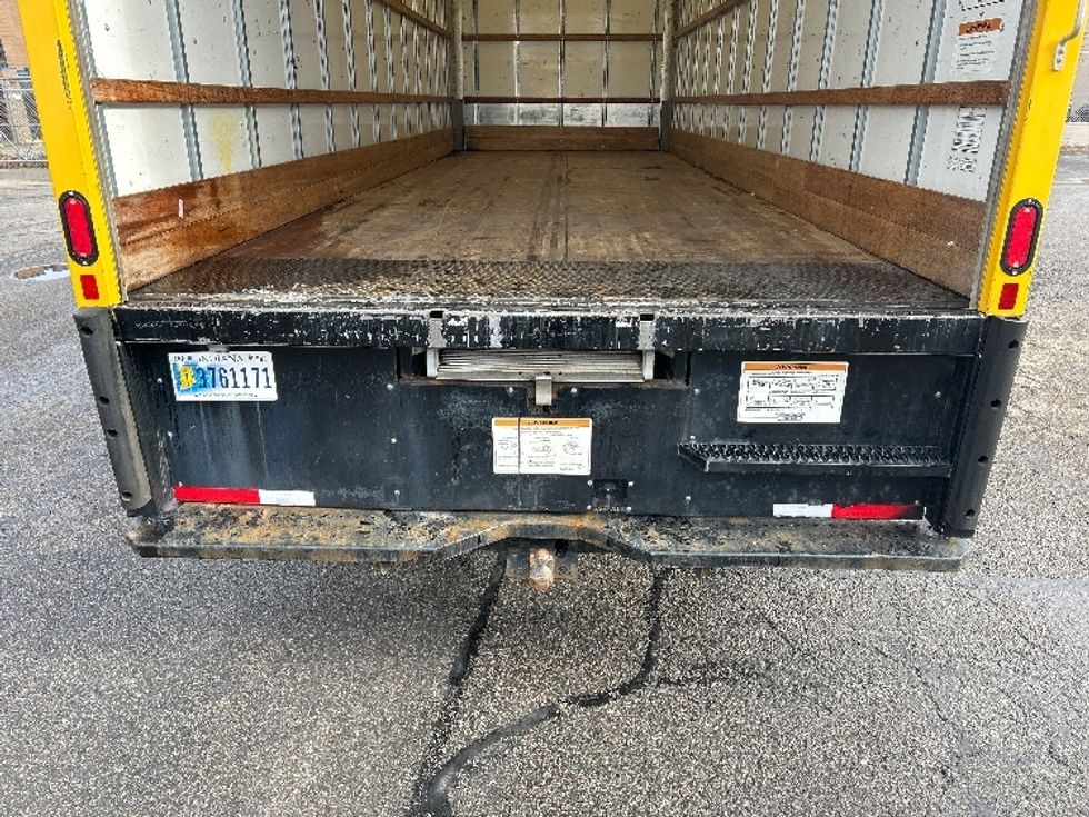 Medium Duty Box Truck-Light and Medium Duty Trucks-International-2021-MV607-Braintree-MA-232,101\n\t\tmiles-$ 32,750 - Image 10