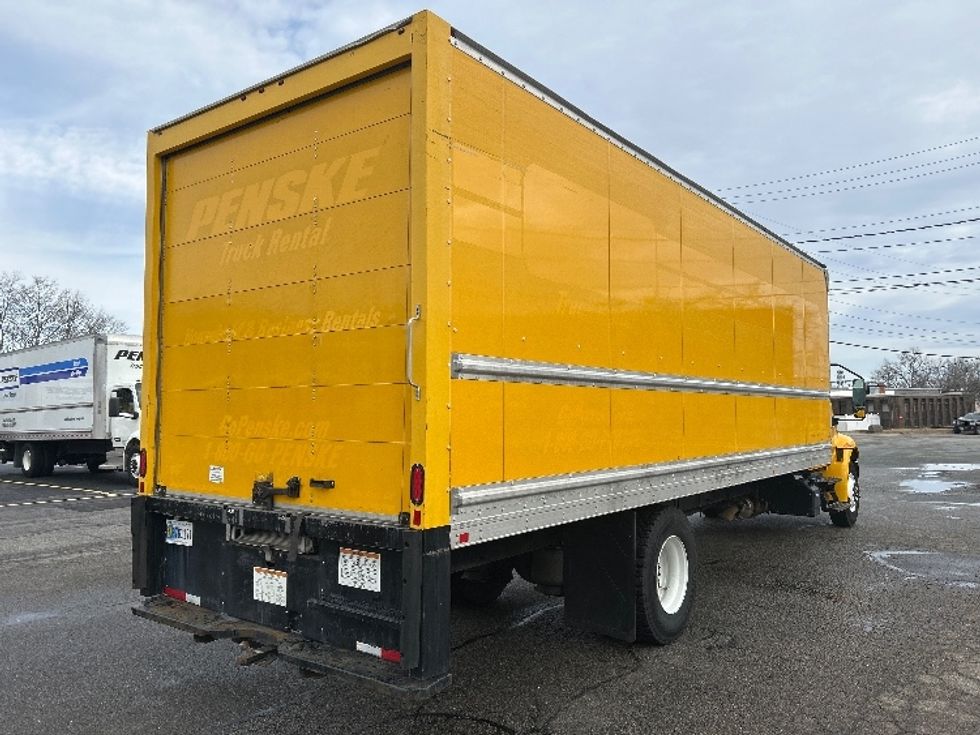 Medium Duty Box Truck-Light and Medium Duty Trucks-International-2021-MV607-Braintree-MA-232,101\n\t\tmiles-$ 32,750 - Image 13
