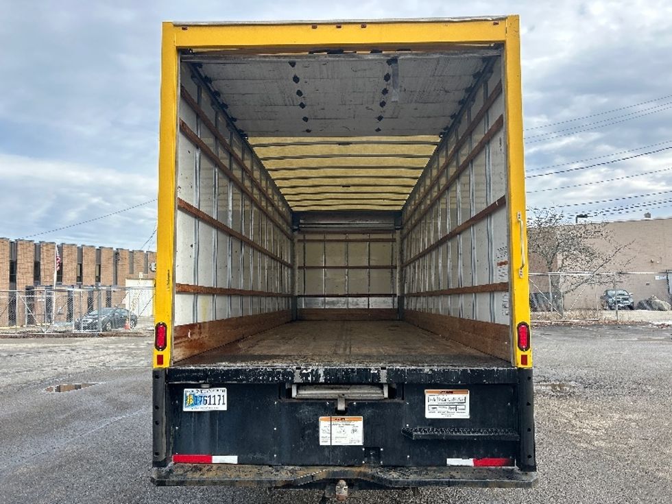 Medium Duty Box Truck-Light and Medium Duty Trucks-International-2021-MV607-Braintree-MA-232,101\n\t\tmiles-$ 32,750 - Image 8