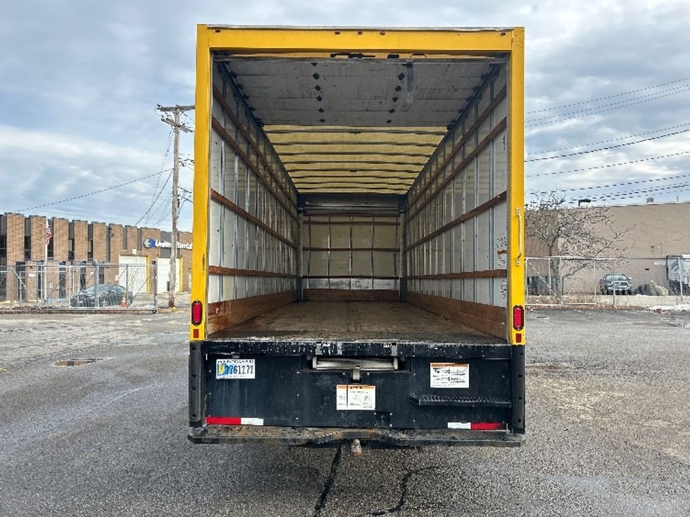 Medium Duty Box Truck-Light and Medium Duty Trucks-International-2021-MV607-Braintree-MA-232,101\n\t\tmiles-$ 32,750 - Image 9