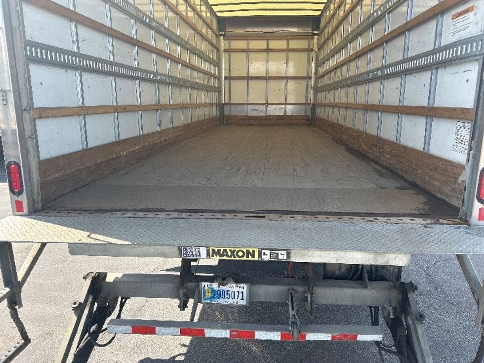 Medium Duty Box Truck-Light and Medium Duty Trucks-International-2021-MV607-Brook Park-OH-147,008\n\t\tmiles-$ 60,250 - Image 10